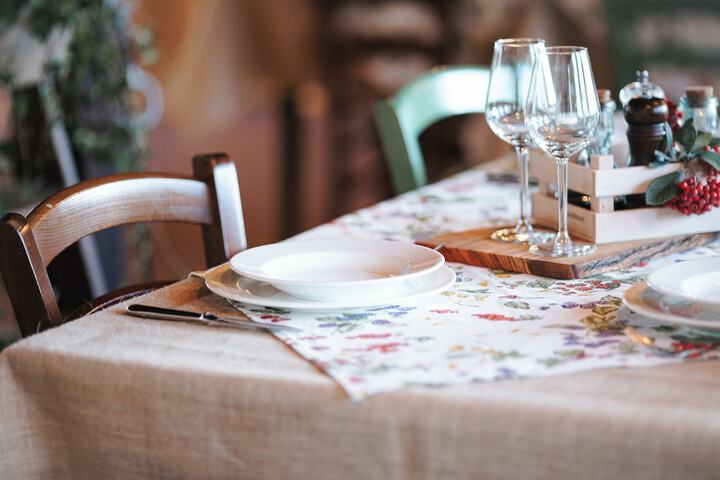 Dining 110 of 173