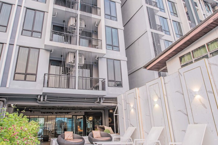 Hotel 96 of 98