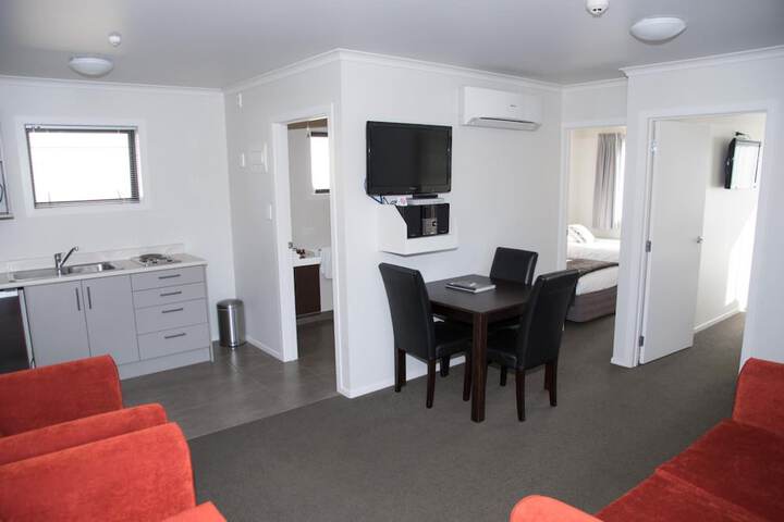 Room 33 of 55