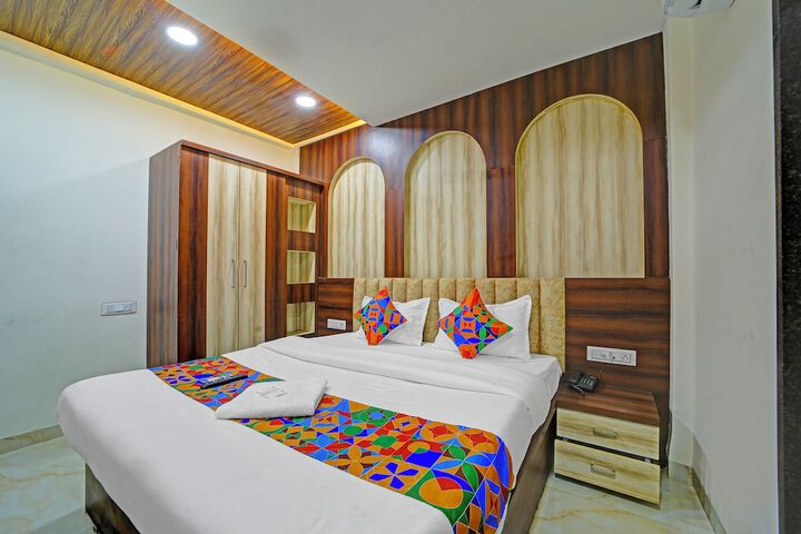 Room 15 of 26