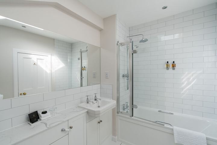 Clean Restrooms