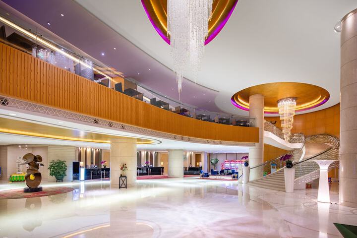 Hotel 82 of 85