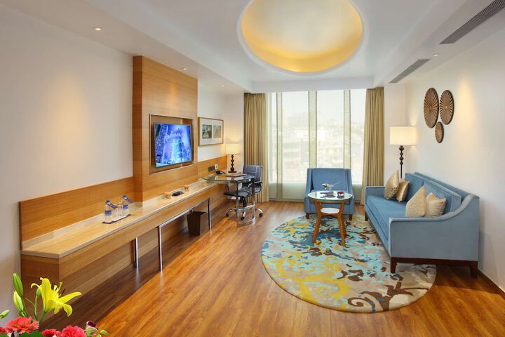 Room 7 of 39
