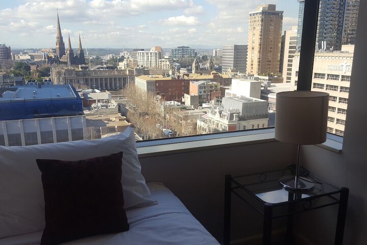 Room 32 of 57