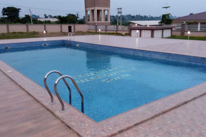 Pool 30 of 54