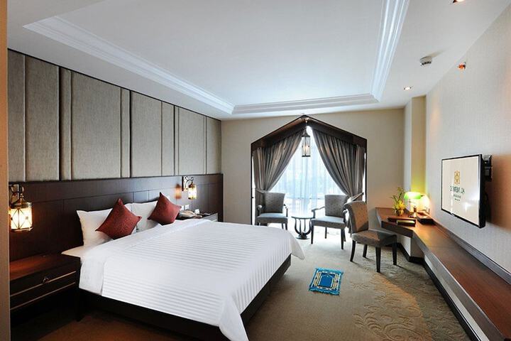 Room 28 of 89