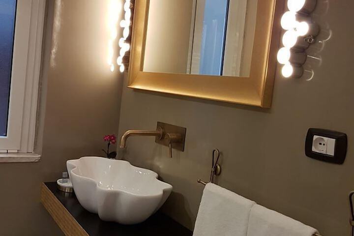 Room 18 of 54