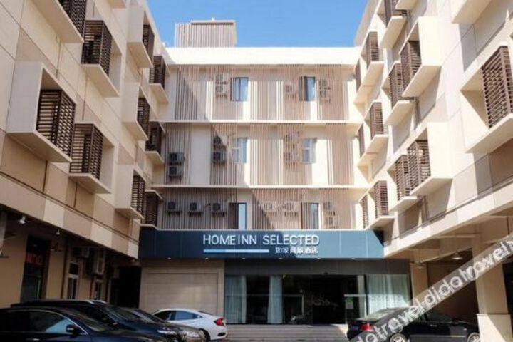 Hotel 4 of 32