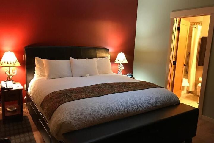 Room 4 of 78