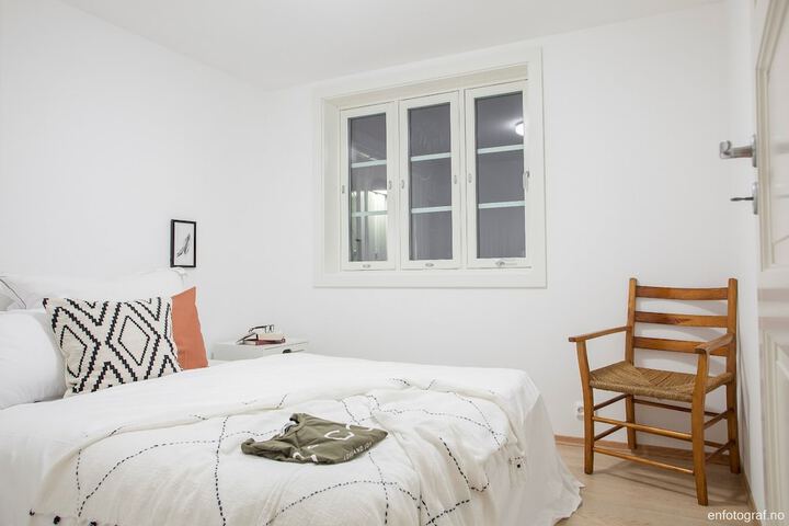Room 11 of 22