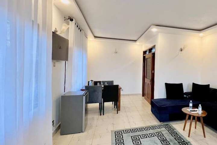 Room 30 of 63