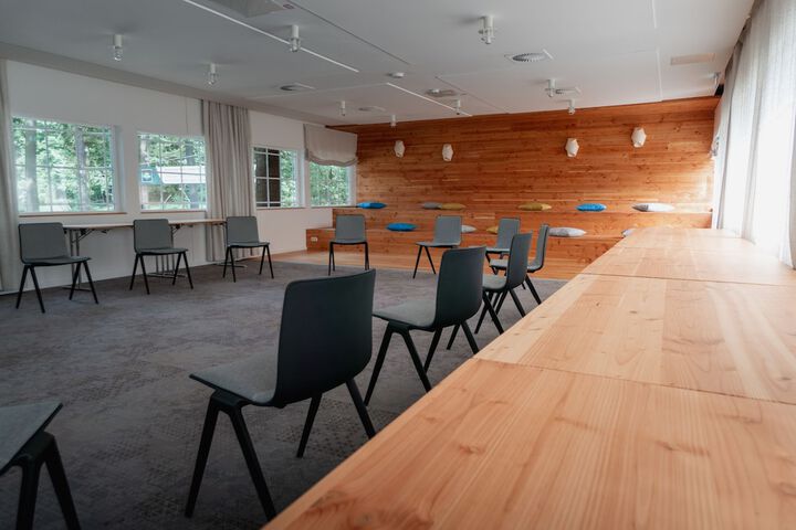 Meeting 87 of 132