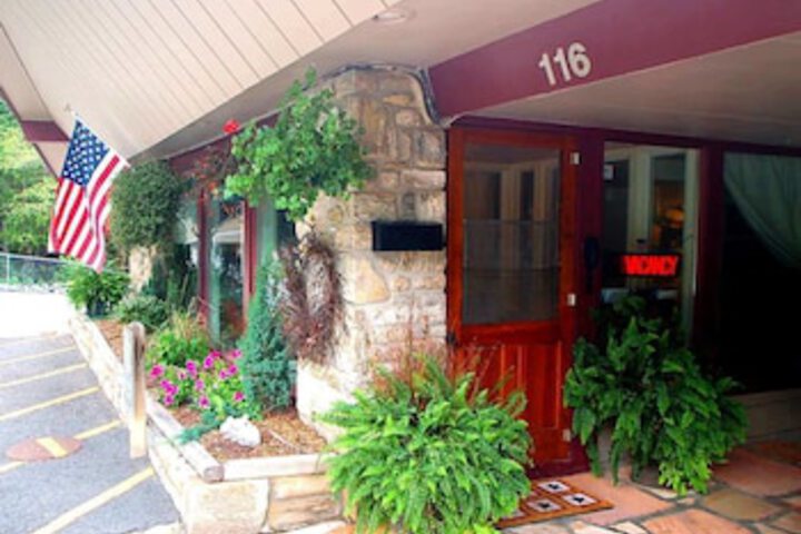Hotel 187 of 243