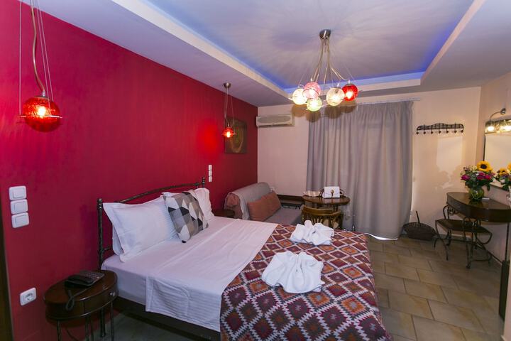 Room 6 of 39