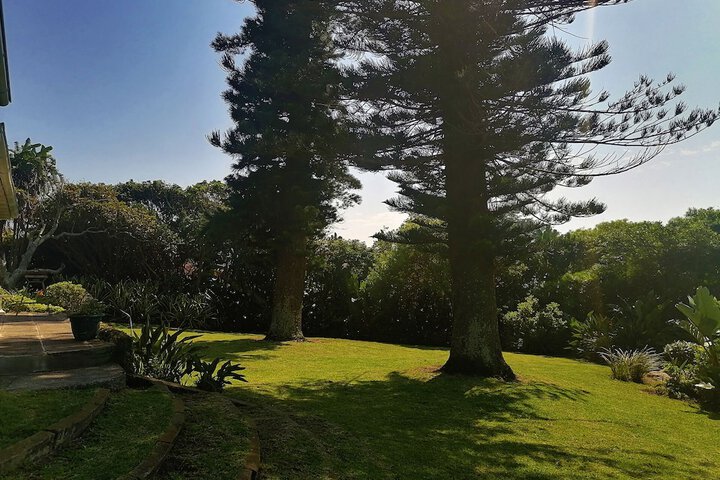 Hotel Exterior 27 of 36