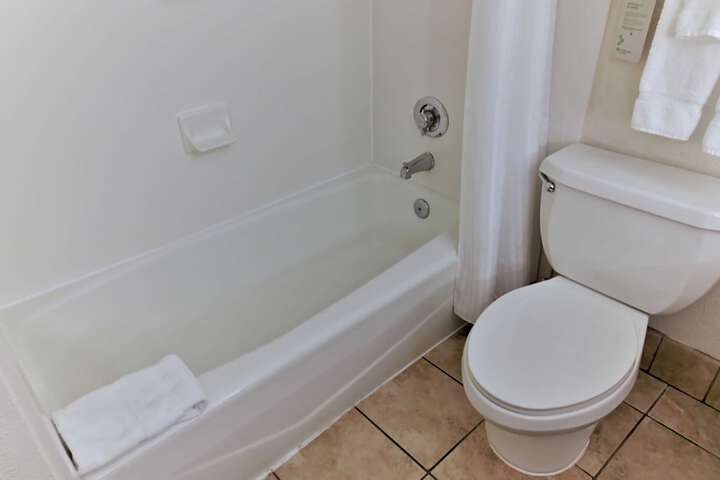 1 King Bed Accessible (7 of 12)