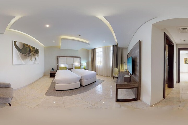 Room 39 of 182