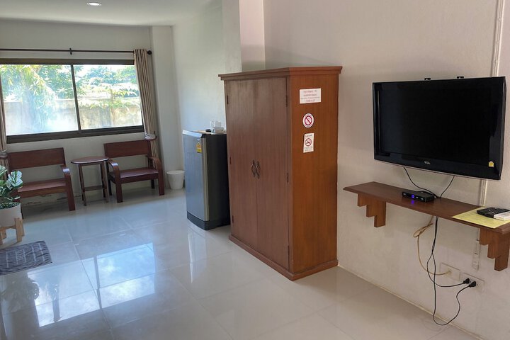Room 19 of 35