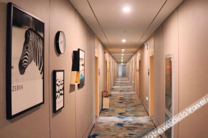 Hotel Interior 14 of 24
