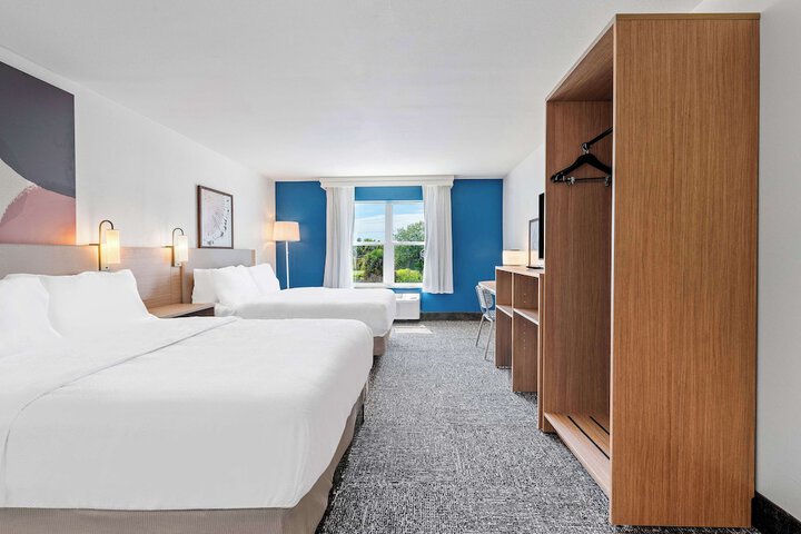 Room 20 of 38