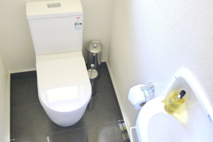 Room 42 of 188