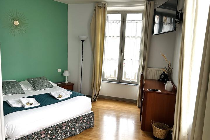 Room 10 of 53