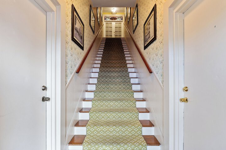 Hotel Interior 237 of 286