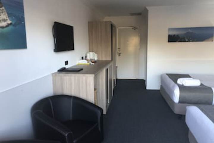 Room 7 of 132