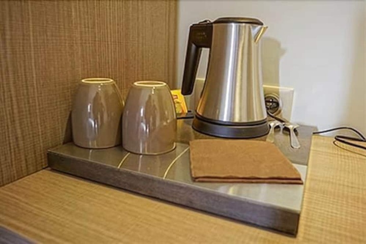 Breakfast/Coffee Service 32 of 56