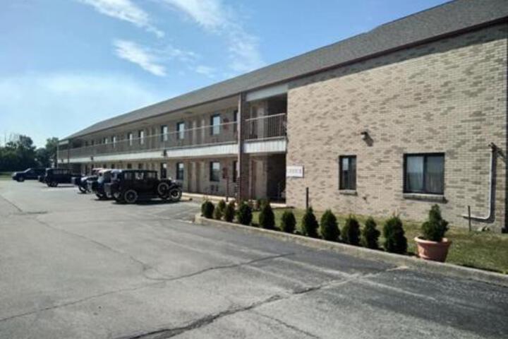Hoosier Inn