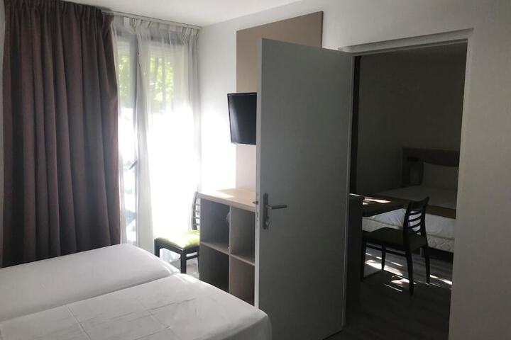Room 20 of 54