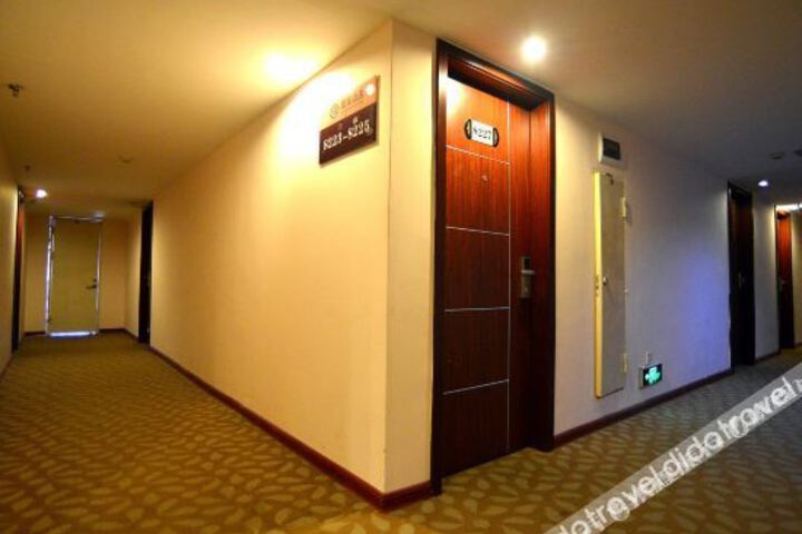 Hotel Interior 8 of 20
