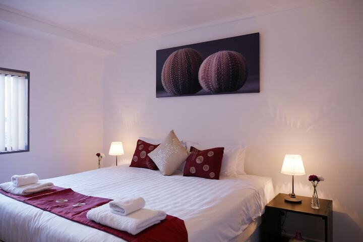 Room 3 of 41