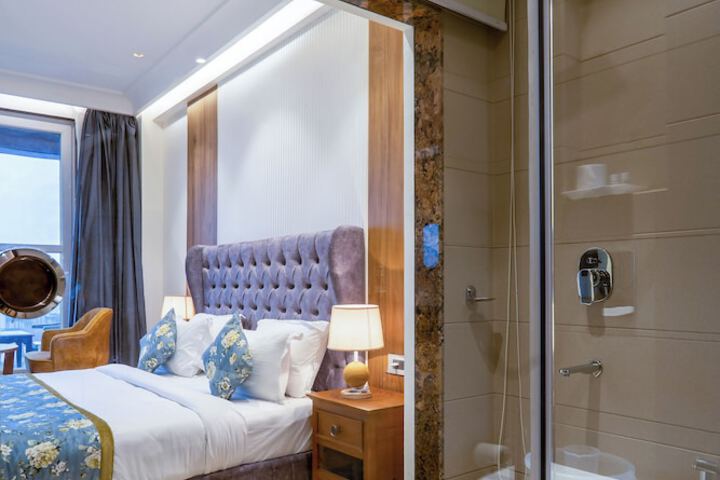 Room 3 of 11
