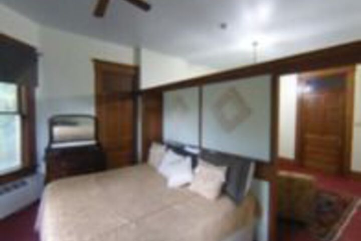 Room 41 of 49