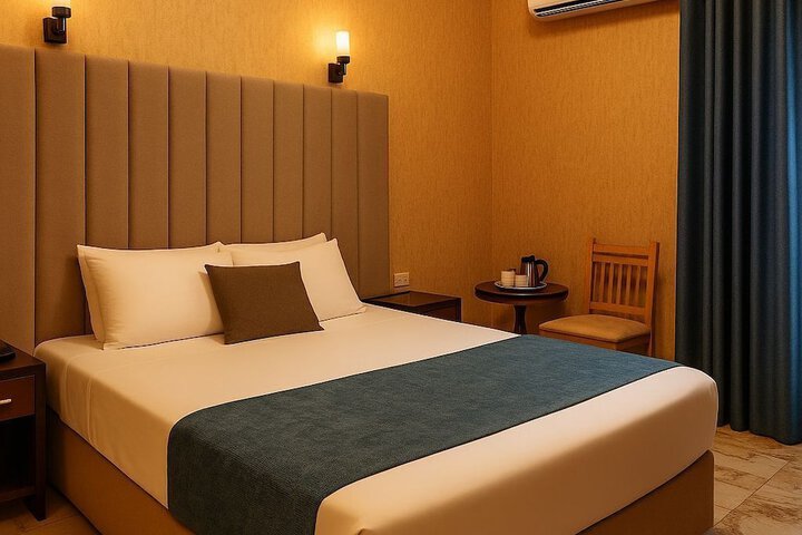 Room 4 of 11