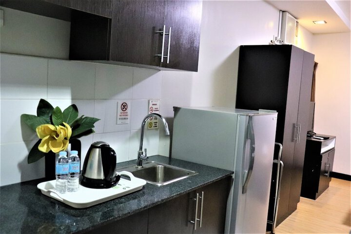 Private kitchenette
