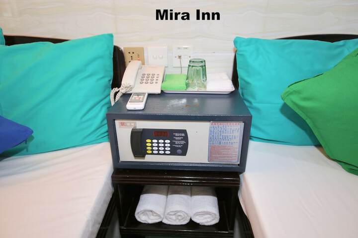 Room 77 of 119