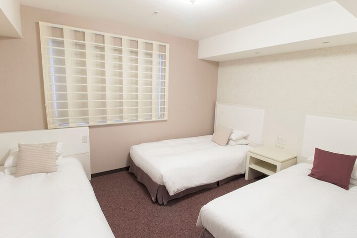 Room 10 of 69