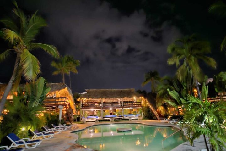 Pools & Facilities