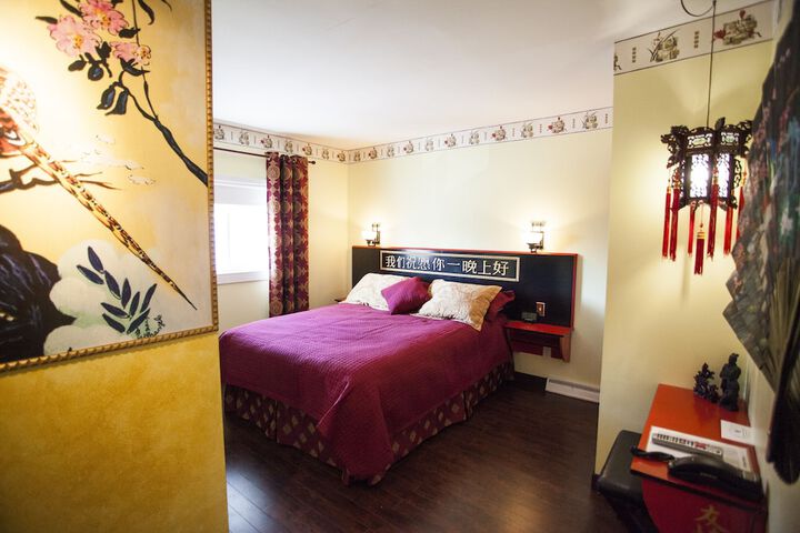 Room 15 of 36