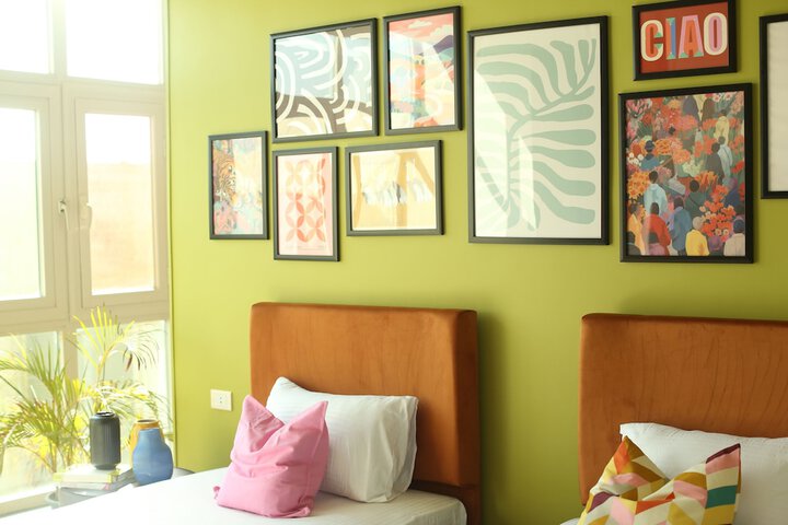 Room 5 of 25
