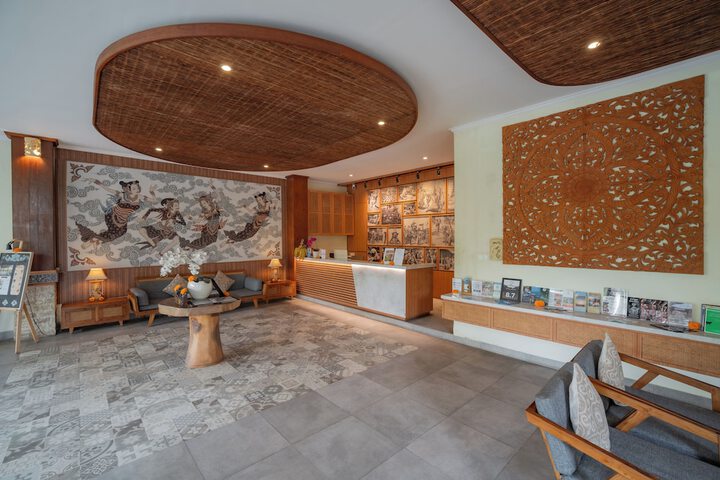 Lobby Entry