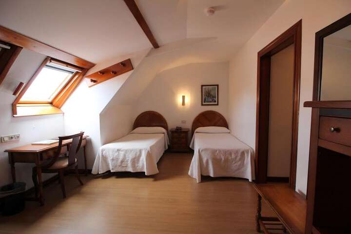 Room 20 of 54