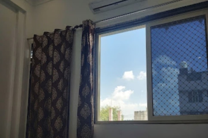 Room 5 of 21