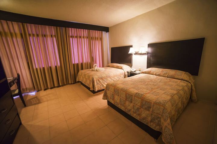 Room 15 of 36