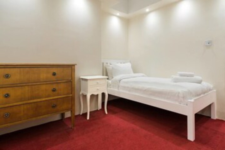 Room 20 of 24