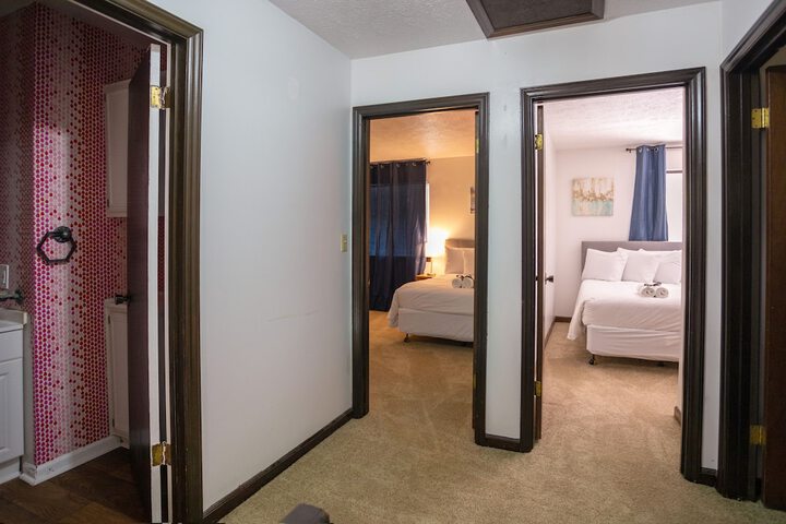 Room 13 of 48