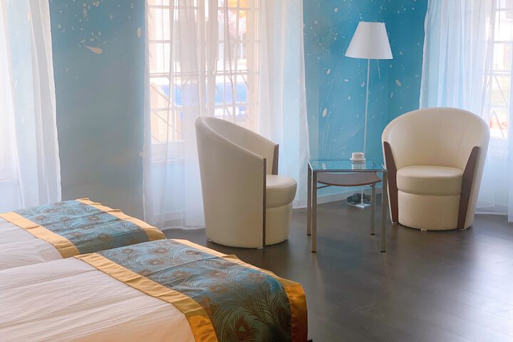 Room 13 of 51