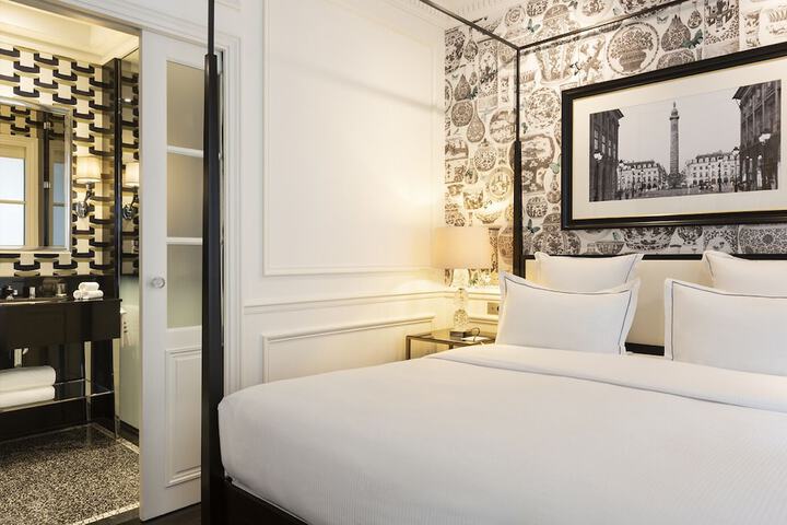 Room 41 of 85